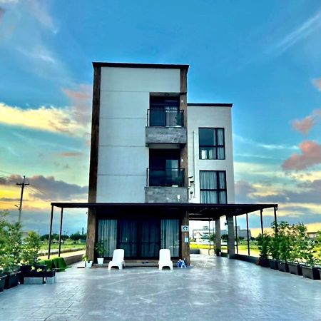Xin Yi Bed and Breakfast Wujie Εξωτερικό φωτογραφία