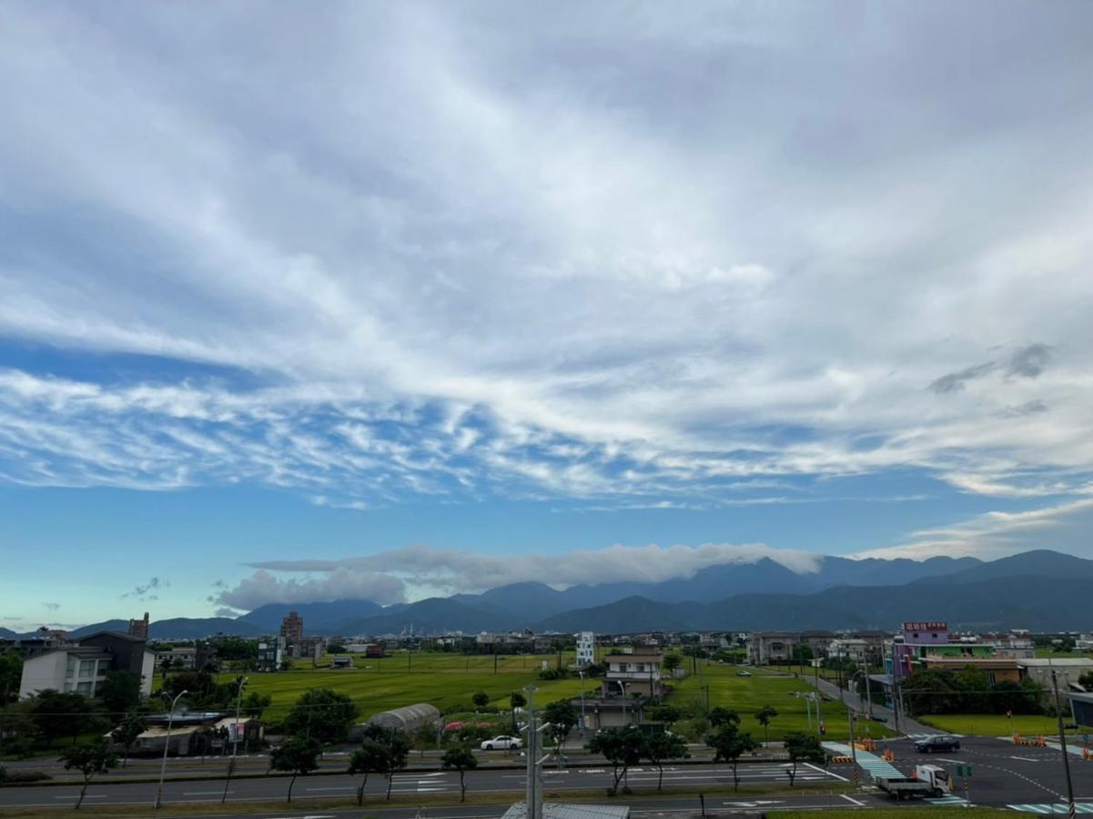 Xin Yi Bed and Breakfast Wujie Εξωτερικό φωτογραφία